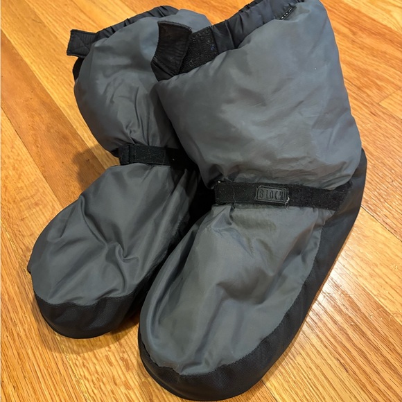 Bloch Warm Up Dance Booties.  Size Small.  Black. - Picture 1 of 3